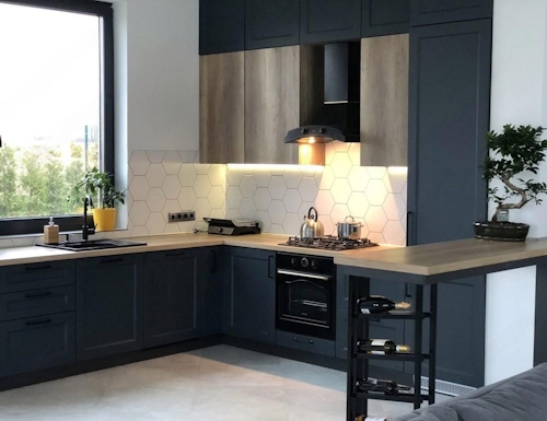 кухни с барной стойкой в Нахабино